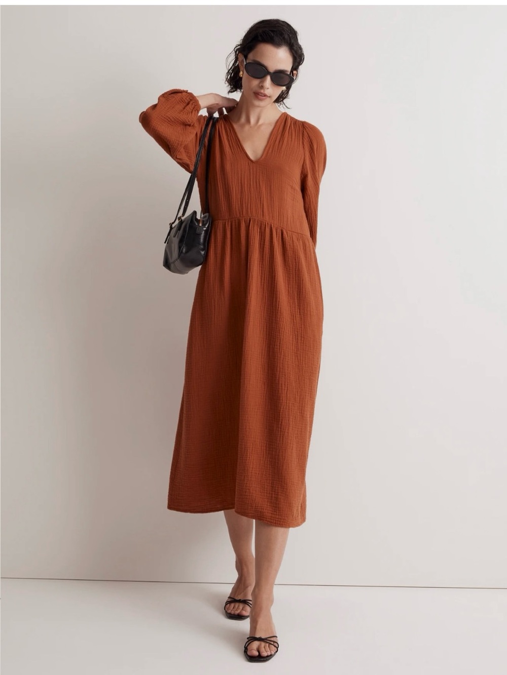 Madewell Lightspun V-Neck Midi Dress